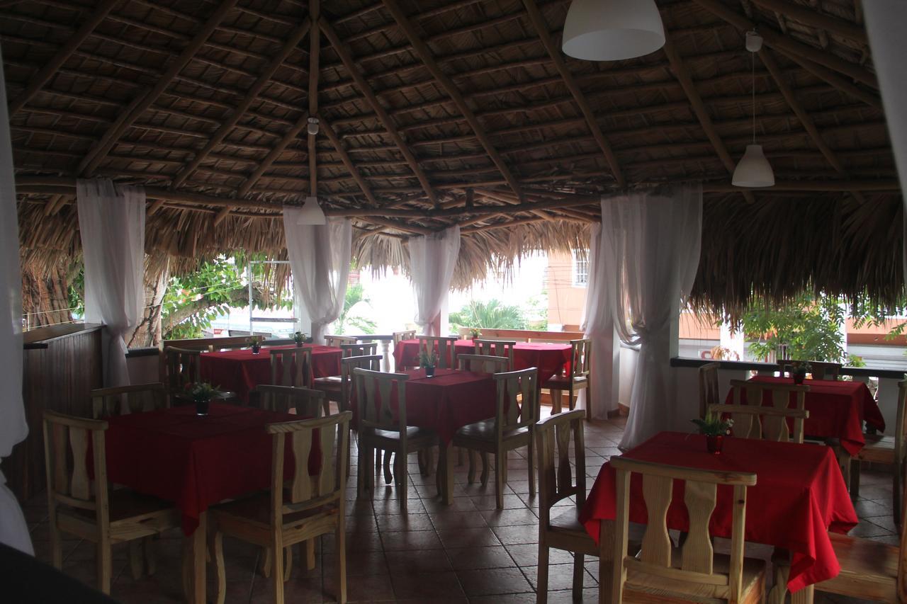 El Caucho Boca Chica Exterior foto